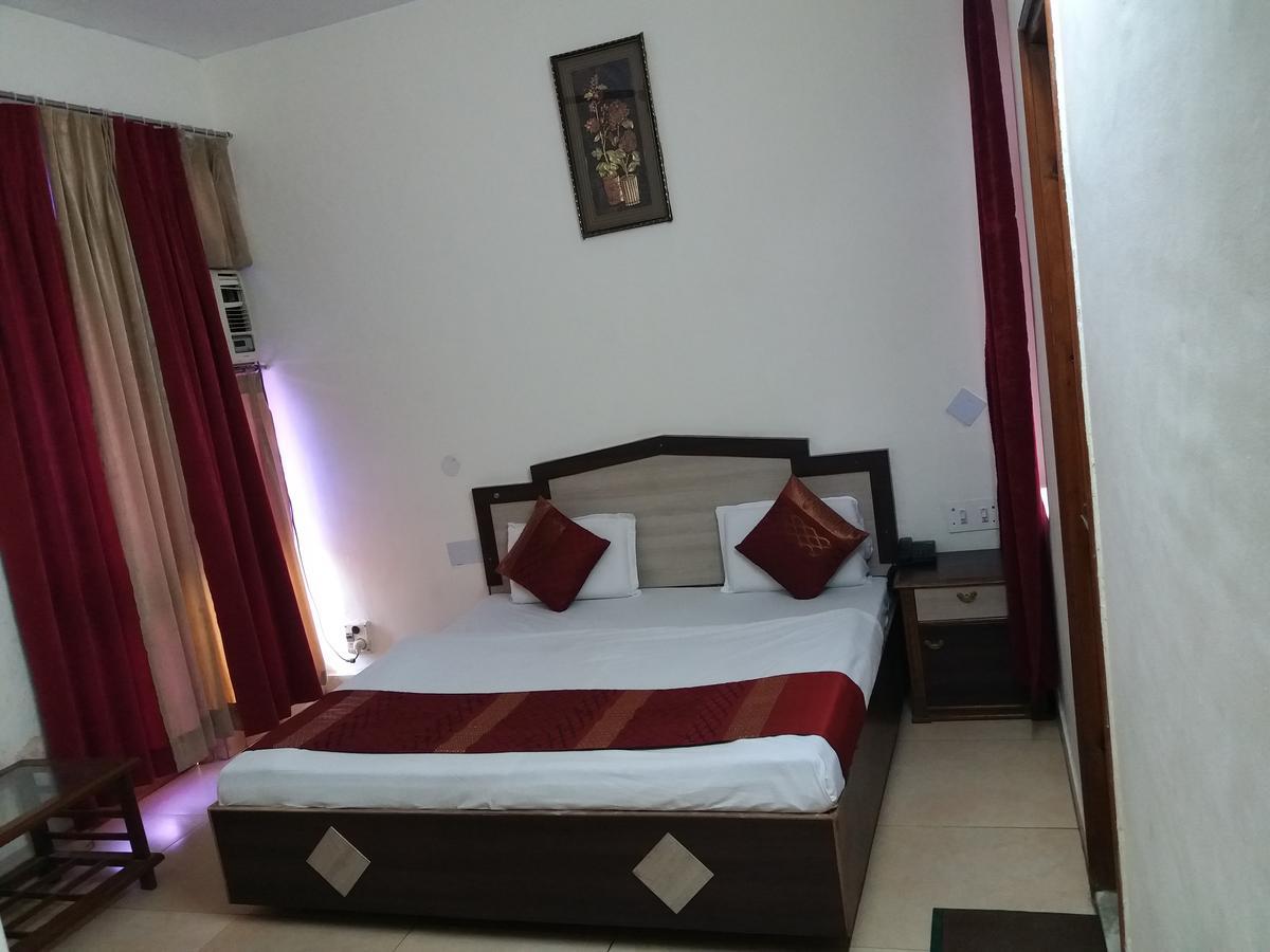 Hotel Rama Palace 格德拉 外观 照片
